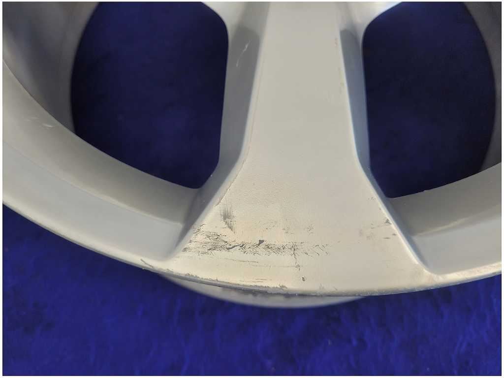 2010 - 2015 Chevrolet Camaro SS Rear Wheel 20x9 Polished Rim - The Parts Farm