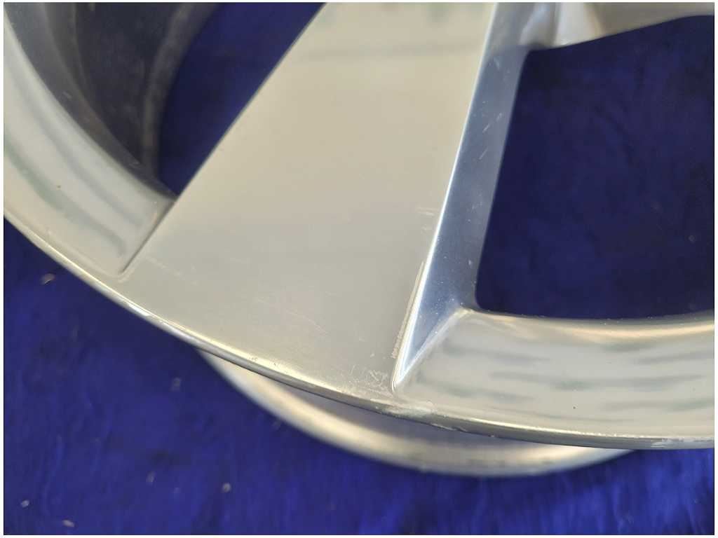 2010 - 2015 Chevrolet Camaro SS Rear Wheel 20x9 Polished Rim - The Parts Farm