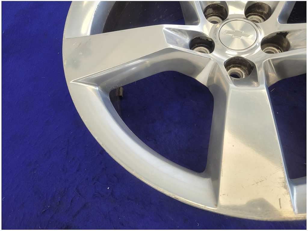 2010 - 2015 Chevrolet Camaro SS Rear Wheel 20x9 Polished Rim - The Parts Farm
