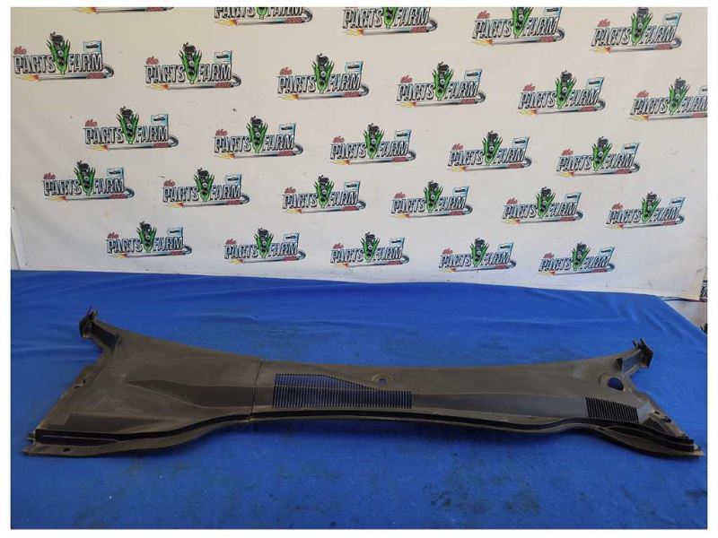 2010 - 2015 Chevrolet Camaro SS Windshield Cowl Panel Front Wiper Cover 2513 - The Parts Farm