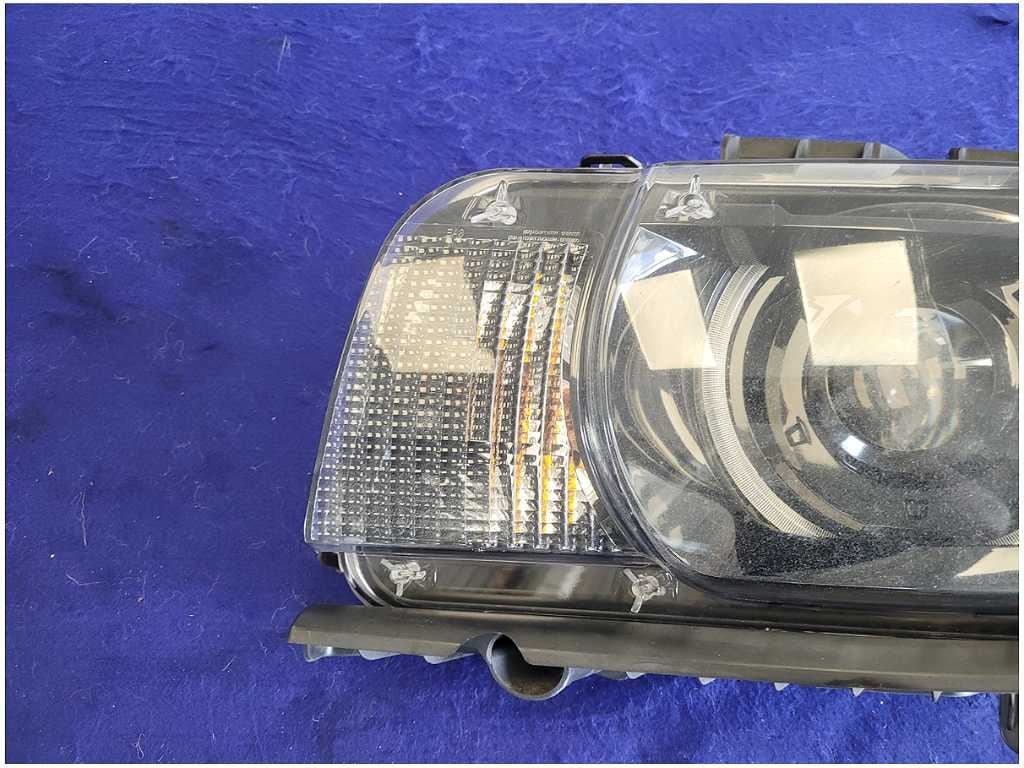 2010 - 2015 Chevrolet Camaro ZL1 SS Driver Front Headlight T4F HID *Read* 2742 - The Parts Farm