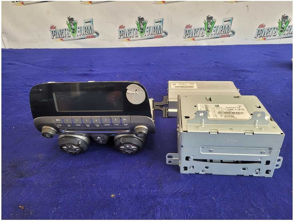 2010 Chevrolet Camaro SS Audio Radio Control Panel AM - FM Stereo 2732 - The Parts Farm