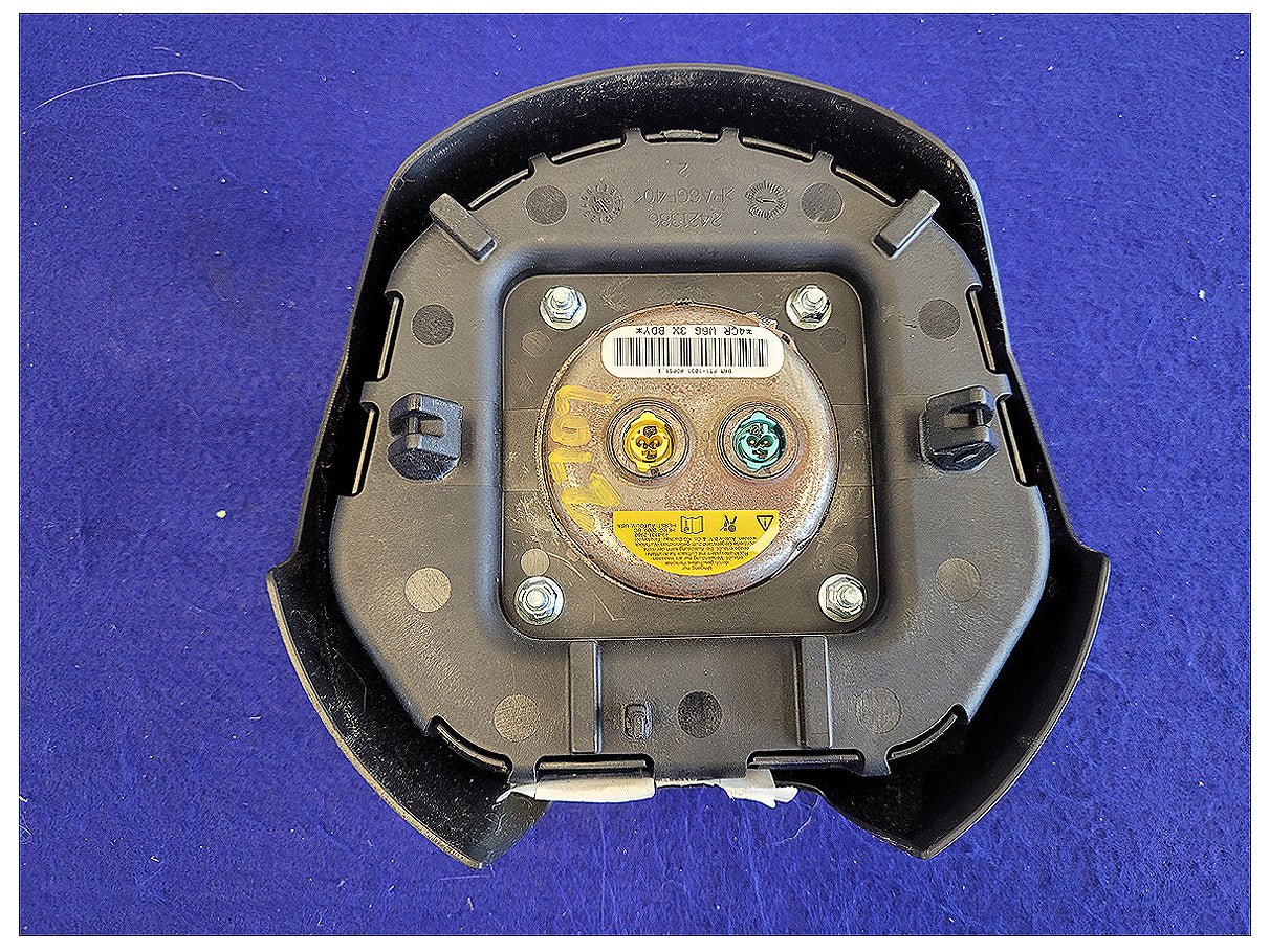 2010 Chevrolet Camaro SS Coupe Air Bag Steering Driver Dash 2707 - The Parts Farm