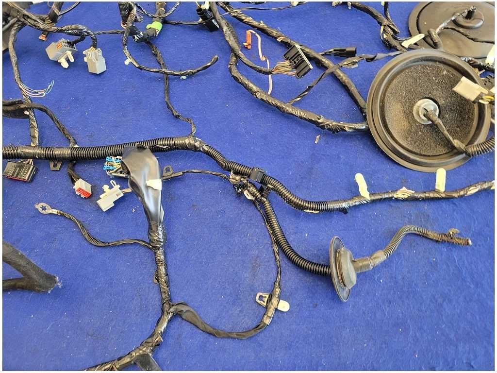 2010 Ford Mustang GT 4.6L Coupe A/T Body Harness Plug *Cut Wires* 2759 - The Parts Farm