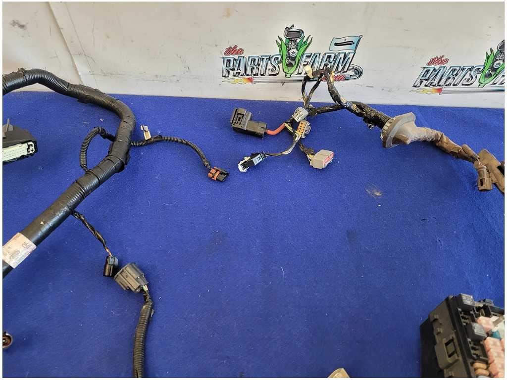 2010 Ford Mustang GT 4.6L Power Distribution Harness Fuse Engine Bay Wire 2759 - The Parts Farm