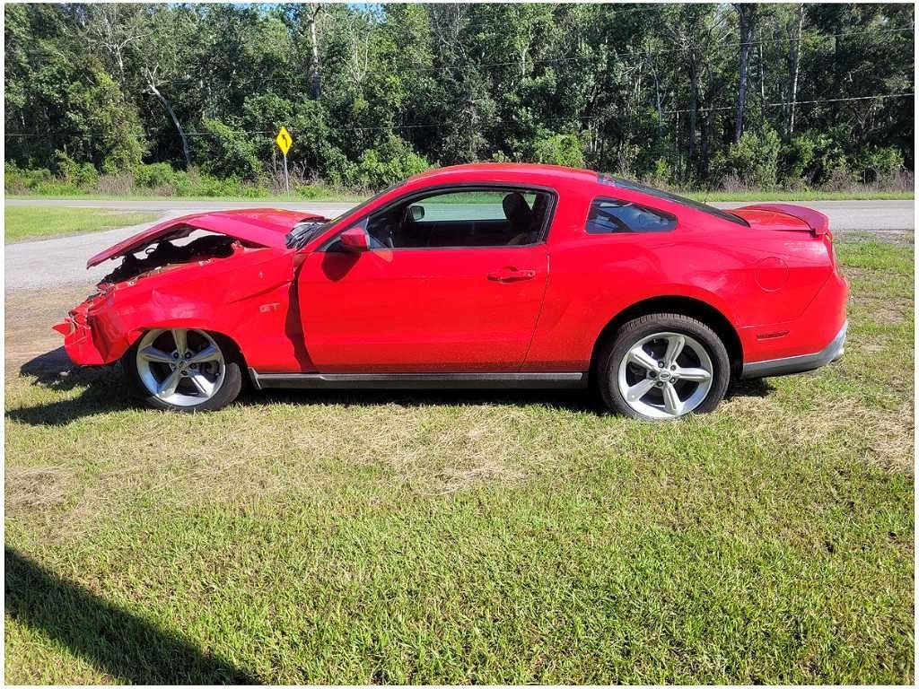 2010 Ford Mustang GT 4.6L S197 Owner's Manual Booklet Pamphlet Cover 2759 - The Parts Farm