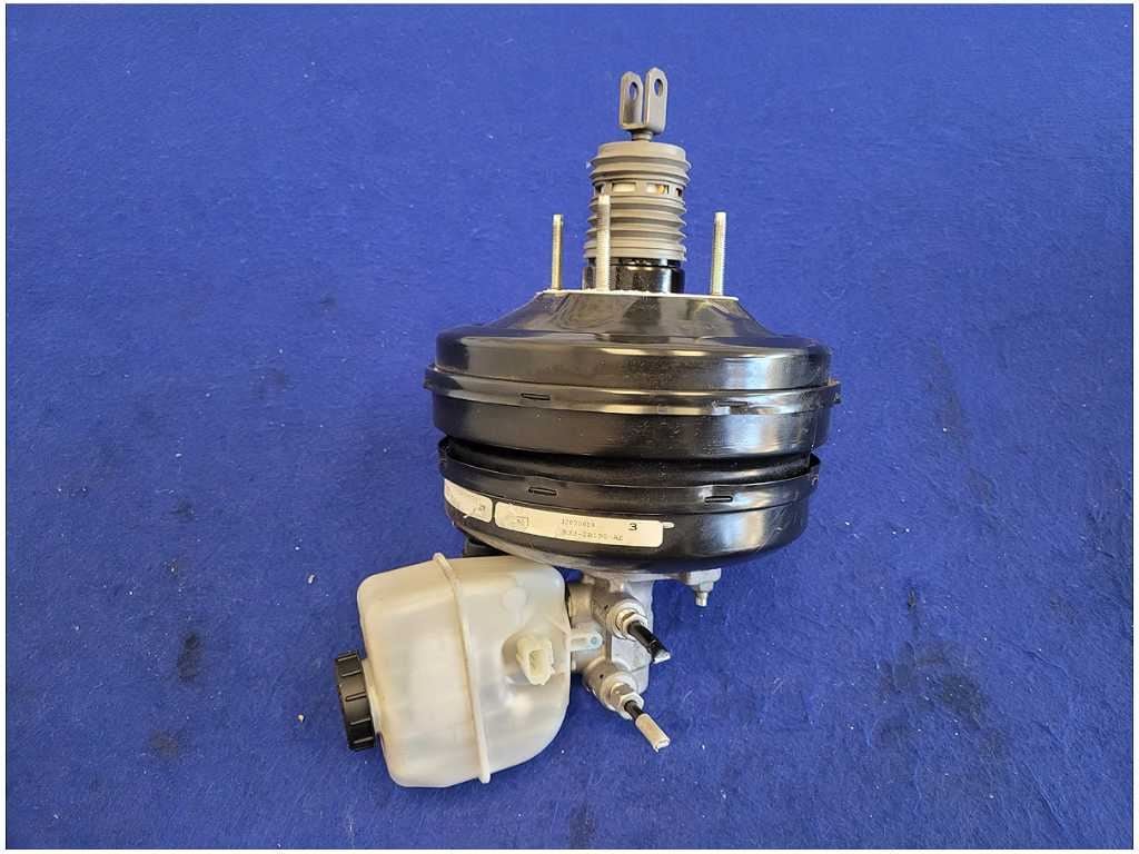 2010 Ford Mustang GT S197 4.6 Power Brake Booster Master Cylinder Reservoir 2759 - The Parts Farm