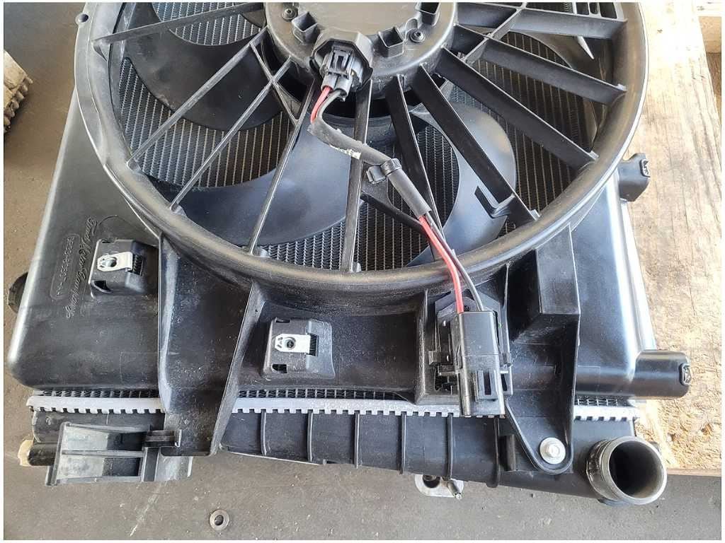 2011 - 2012 Ford Mustang Shelby GT500 Radiator Fan Engine Cooling 2710 - The Parts Farm