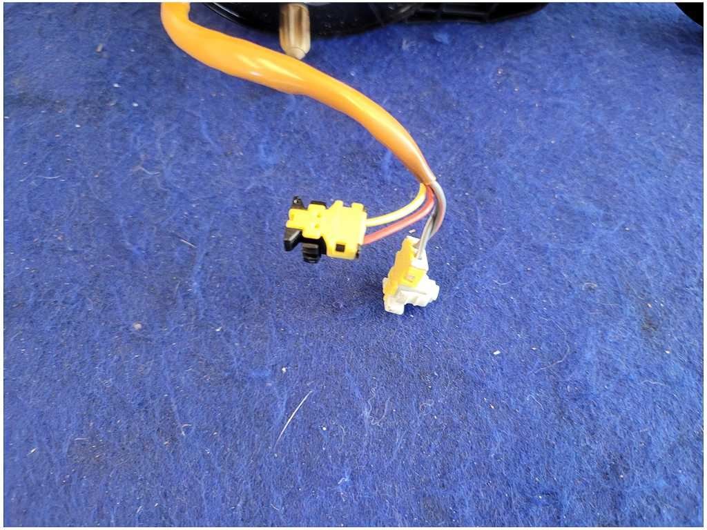 2011 - 2014 Ford Mustang GT 5.0L Front Steering Column Multi - Function Switch 2785 - The Parts Farm