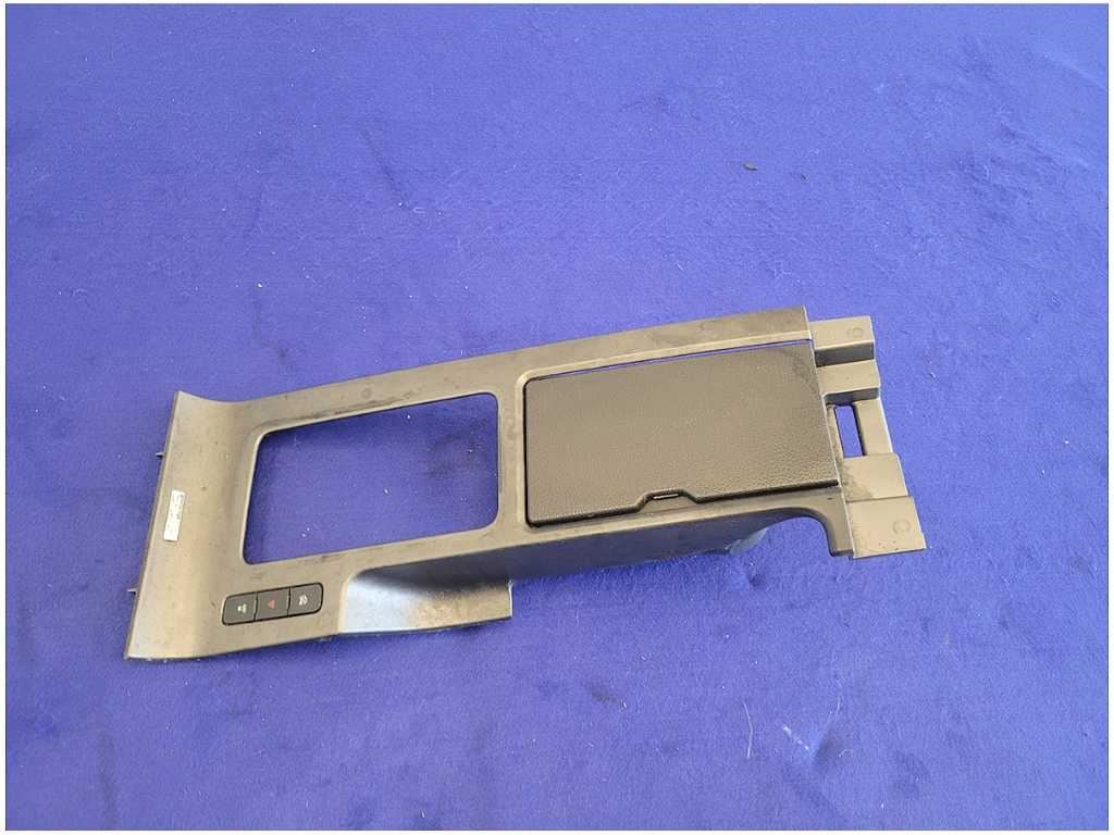 2011 - 2014 Ford Mustang GT Console Lid Upper Automatic Trans Cup Holder 2721 - The Parts Farm