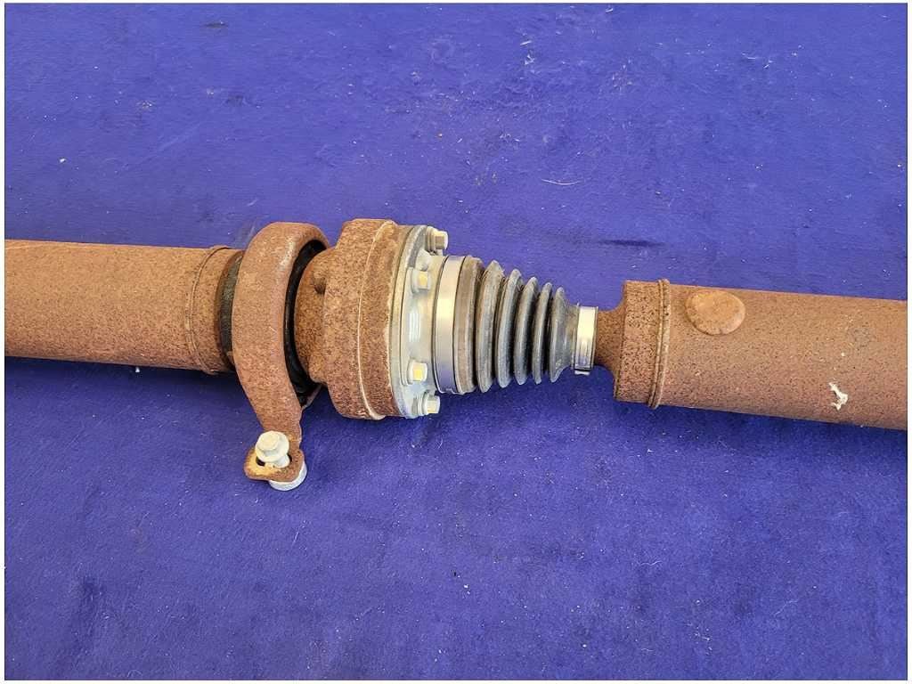 2011 - 2014 Ford Mustang GT Driveshaft Automatic Transmission A/T 2721 - The Parts Farm