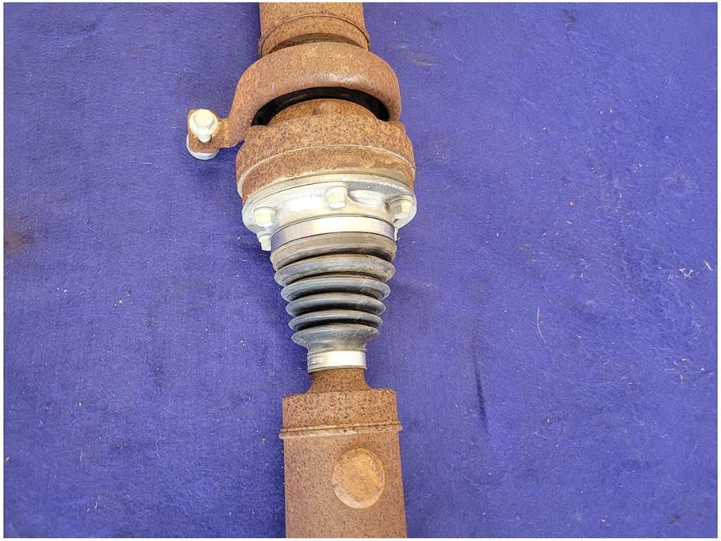2011 - 2014 Ford Mustang GT Driveshaft Automatic Transmission A/T 2721 - The Parts Farm