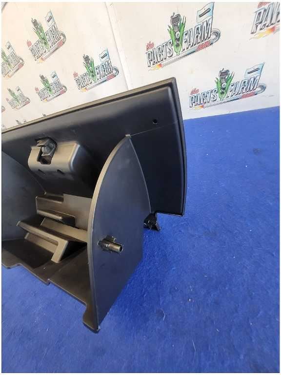 2011 - 2014 Ford Mustang GT Glove Box Passenger Dash Right Trim 2785 - The Parts Farm