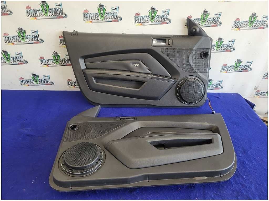 2011 - 2014 Ford Mustang GT Pair Door Panels Front Shaker Coupe Black *Read* 2714 - The Parts Farm
