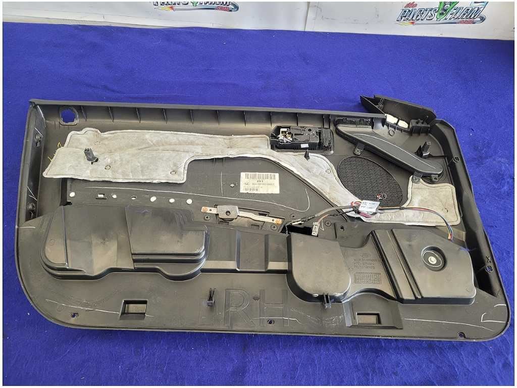 2011 - 2014 Ford Mustang GT Pair Door Panels Front Shaker Coupe Black *Read* 2714 - The Parts Farm