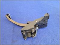 2011 - 2014 Ford Mustang GT S197 Brake Pedal Automatic Transmission A/T 2785 - The Parts Farm