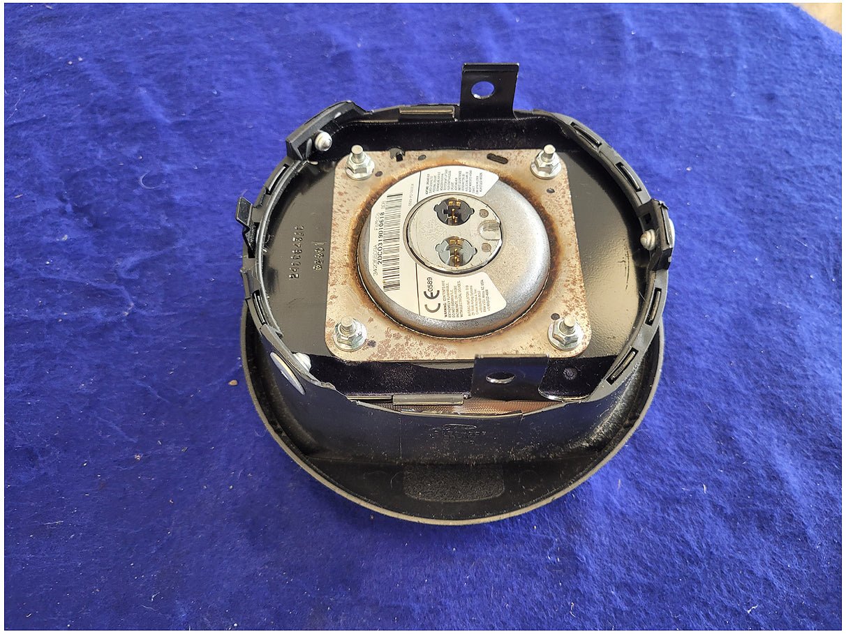 2011 - 2014 Ford Mustang GT S197 Driver Air Bag Steering Wheel Dash Front Trim 2654 - The Parts Farm