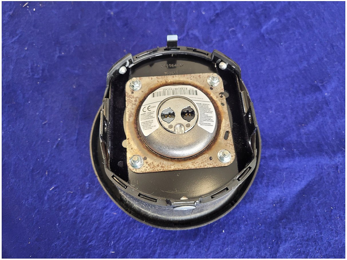 2011 - 2014 Ford Mustang GT S197 Driver Air Bag Steering Wheel Dash Front Trim 2654 - The Parts Farm