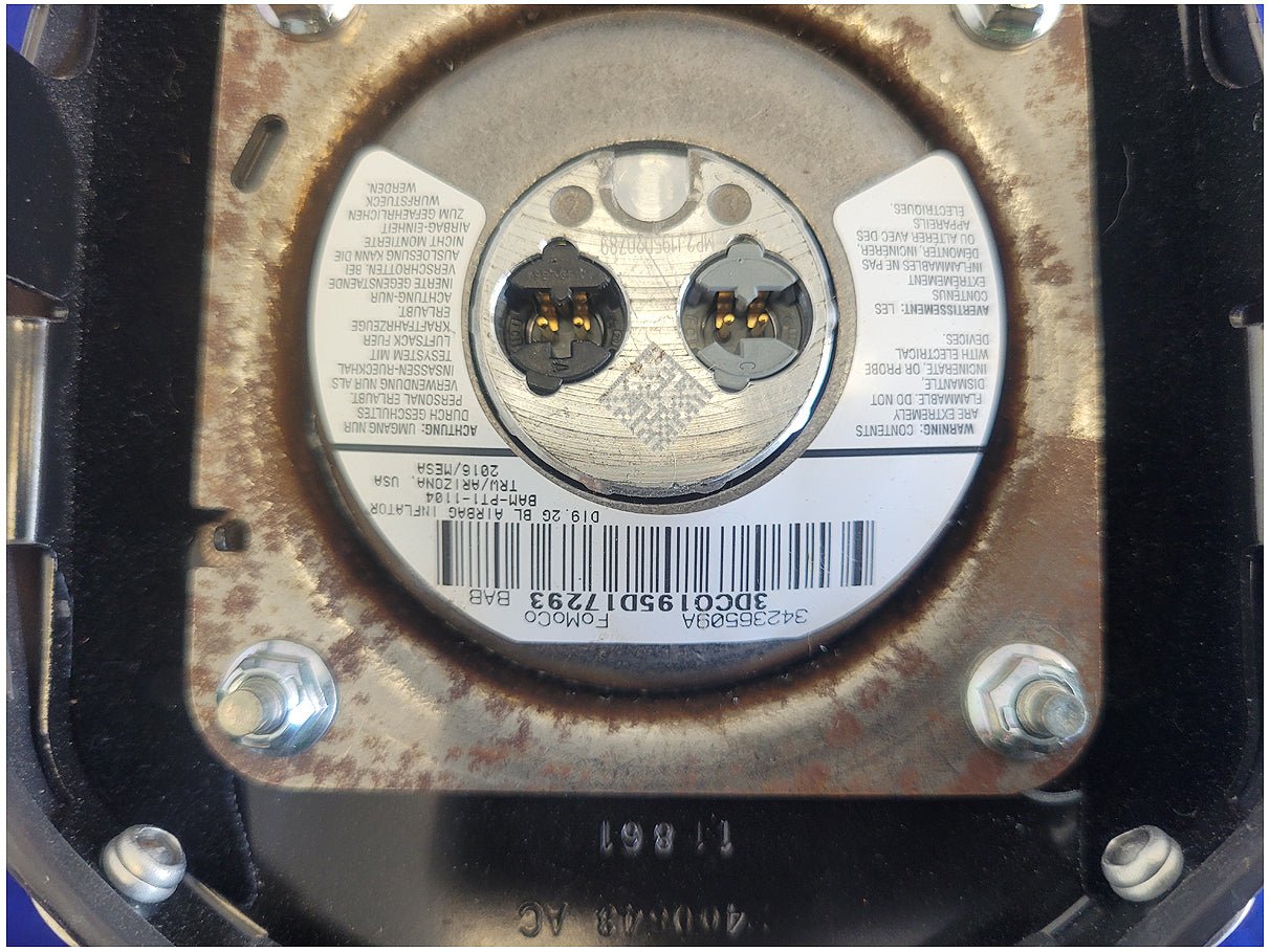 2011 - 2014 Ford Mustang GT S197 Driver Air Bag Steering Wheel Dash Front Trim 2726 - The Parts Farm