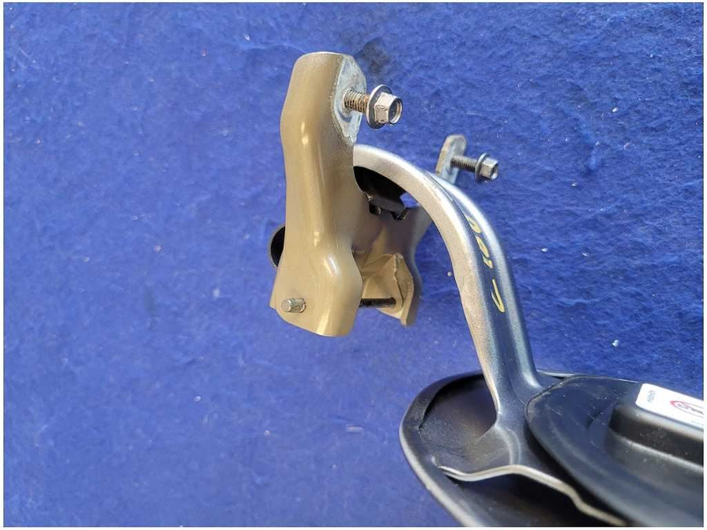 2011 - 2014 Ford Mustang GT S197 Fuel Gas Cap Door Lid Paint UJ 2785 - The Parts Farm