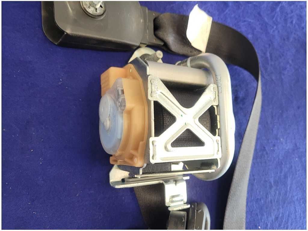 2011 - 2014 Ford Mustang GT S197 Passenger Front Seat Belt Retractor Coupe 2728 - The Parts Farm
