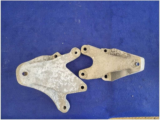 2011 - 2014 Mustang GT 5.0L Motor Mount Bracket Engine Pedestal LH RH Coyote - The Parts Farm