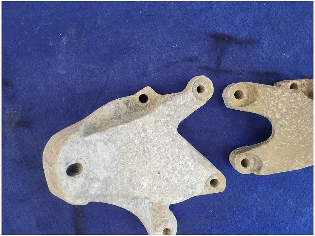 2011 - 2014 Mustang GT 5.0L Motor Mount Bracket Engine Pedestal LH RH Coyote - The Parts Farm