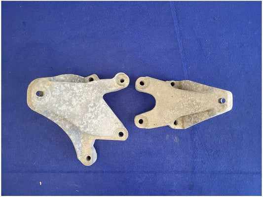2011 - 2014 Mustang GT 5.0L Motor Mount Bracket Engine Pedestal LH RH Coyote - The Parts Farm