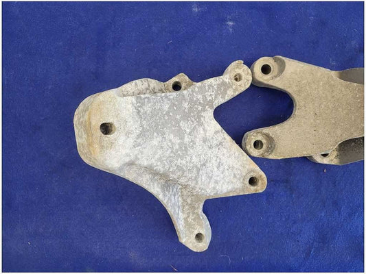 2011-2014 Mustang GT 5.0L Motor Mount Bracket Engine Pedestal LH RH Coyote