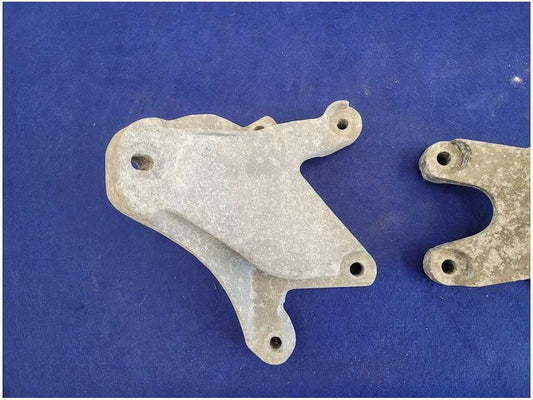 2011-2014 Mustang GT 5.0L Motor Mount Bracket Engine Pedestal LH RH Coyote