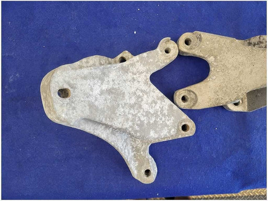 2011-2014 Mustang GT 5.0L Motor Mount Bracket Engine Pedestal LH RH Coyote