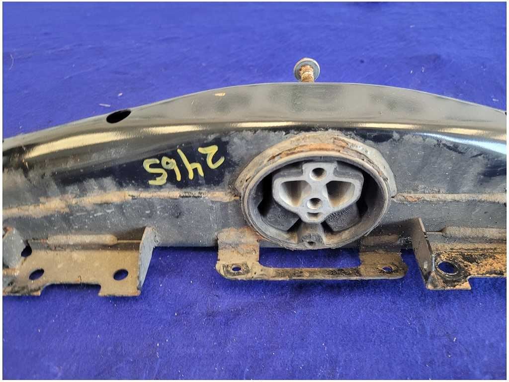 2011 - 2014 Porsche Cayenne 3.0L Diesel Crossmember Automatic Transmission 2465 - The Parts Farm