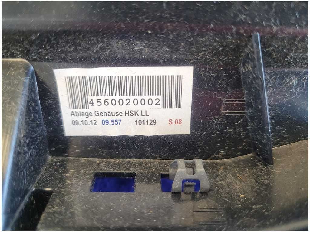 2011 - 2014 Porsche Cayenne 3.0L Diesel Glove Box Passenger Right Dash 2465 - The Parts Farm