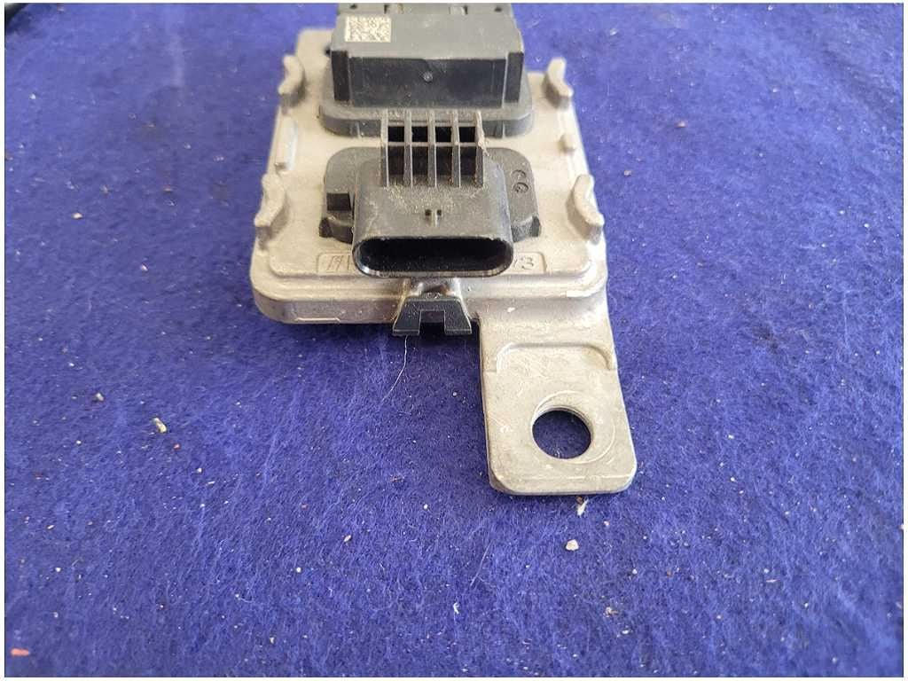 2011 - 2014 Porsche Cayenne 3.0L Diesel Oxygen Sensors o2 2465 - The Parts Farm