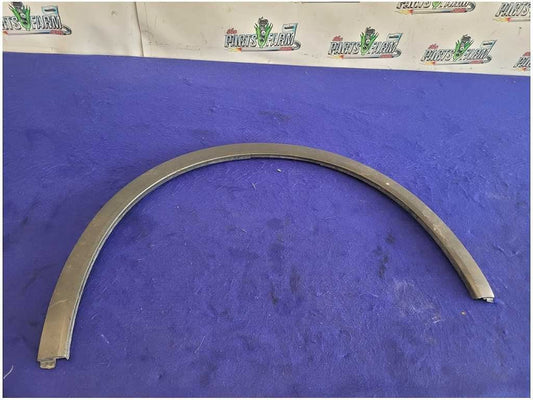 2011 - 2014 Porsche Cayenne 3.0L Diesel Passenger Front Fender Molding Lip 2465 - The Parts Farm