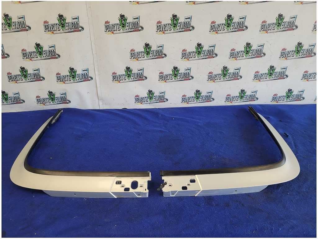 2011 - 2015 Chevrolet Camaro Convertible Top Trim Surround Paint Silver 2835 - The Parts Farm