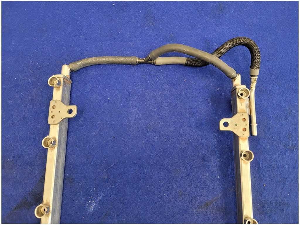 2011 - 2017 Ford Mustang GT S550 Fuel Rail Gas Line Coyote 5.0L V8 - The Parts Farm