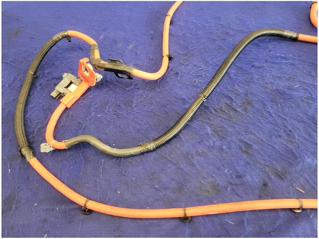 2011 Chevrolet Camaro SS 6.2L Battery Starter Harness Wire Plug Coupe M/T 2725 - The Parts Farm