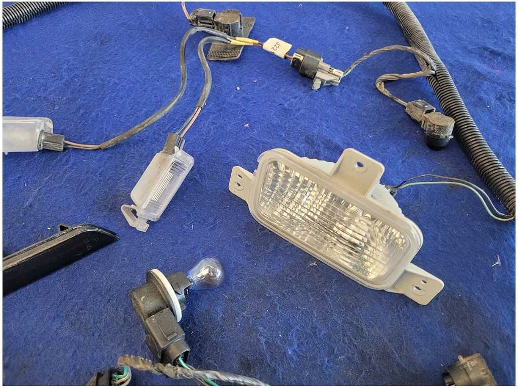 2011 Chevrolet Camaro SS Coupe Rear Bumper Harness Park Assist - The Parts Farm