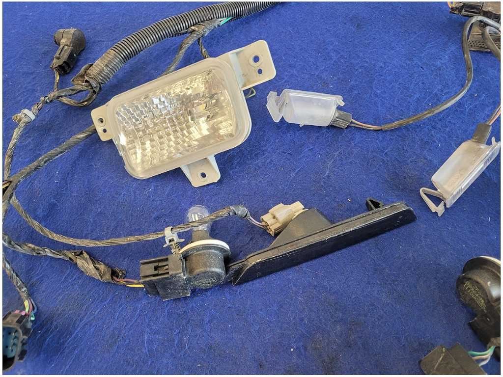 2011 Chevrolet Camaro SS Coupe Rear Bumper Harness Park Assist - The Parts Farm