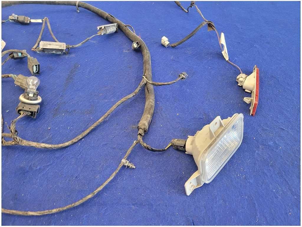 2011 Chevrolet Camaro SS Coupe Rear Bumper Harness Wire Plug Light 2764 - The Parts Farm