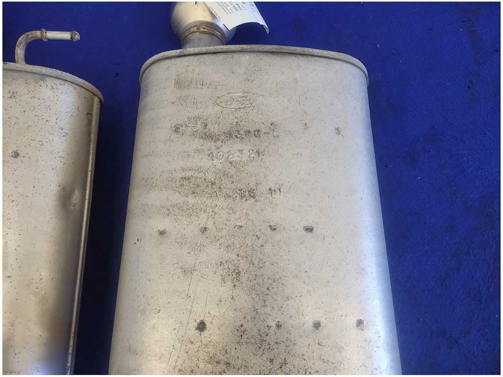 2012 - 2013 Ford Mustang Boss 302 Pair Mufflers Exhaust Tips *Dents* 2830 - The Parts Farm