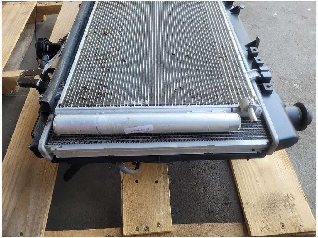 2012 - 2015 Chevrolet Camaro SS 6.2L Radiator Condenser Fan Front Cooling A/T 2865 - The Parts Farm