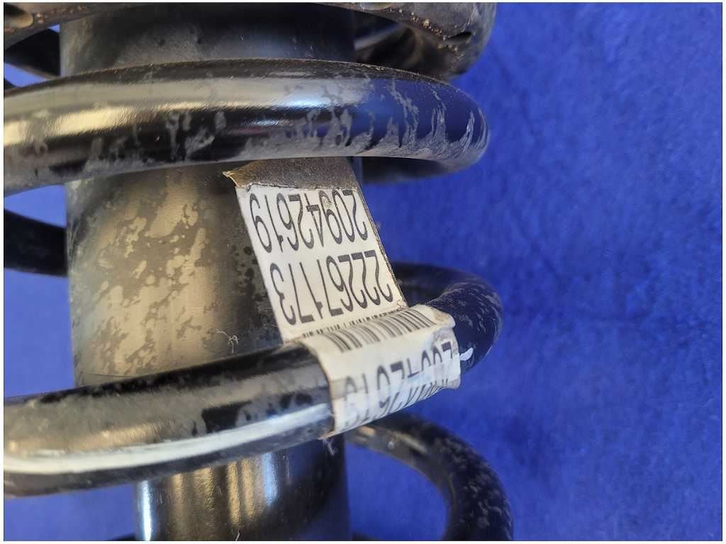 2012 - 2015 Chevrolet Camaro ZL1 6.2L Driver Left Magnetic Rear Shock Mount 2760 - The Parts Farm