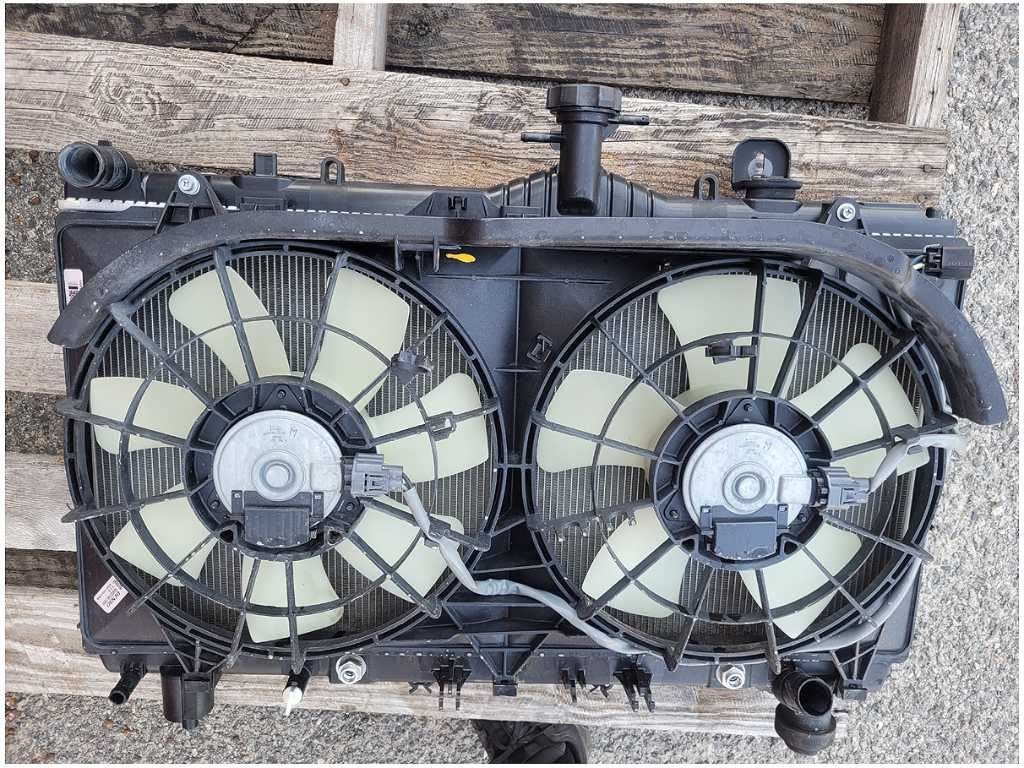 2012-2015 Chevrolet Camaro ZL1 6.2L Radiator Fan Condenser Auto Trans 2914 - The Parts Farm