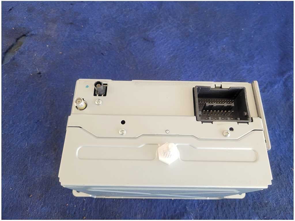 2012 Chevrolet Camaro SS Audio Receiver Radio Control Panel AM FM CD Info 2865 - The Parts Farm