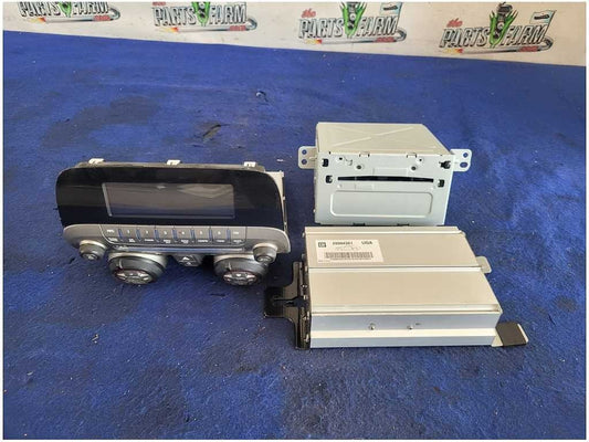 2012 Chevrolet Camaro SS Audio Receiver Radio Control Panel AM FM CD Info 2865 - The Parts Farm