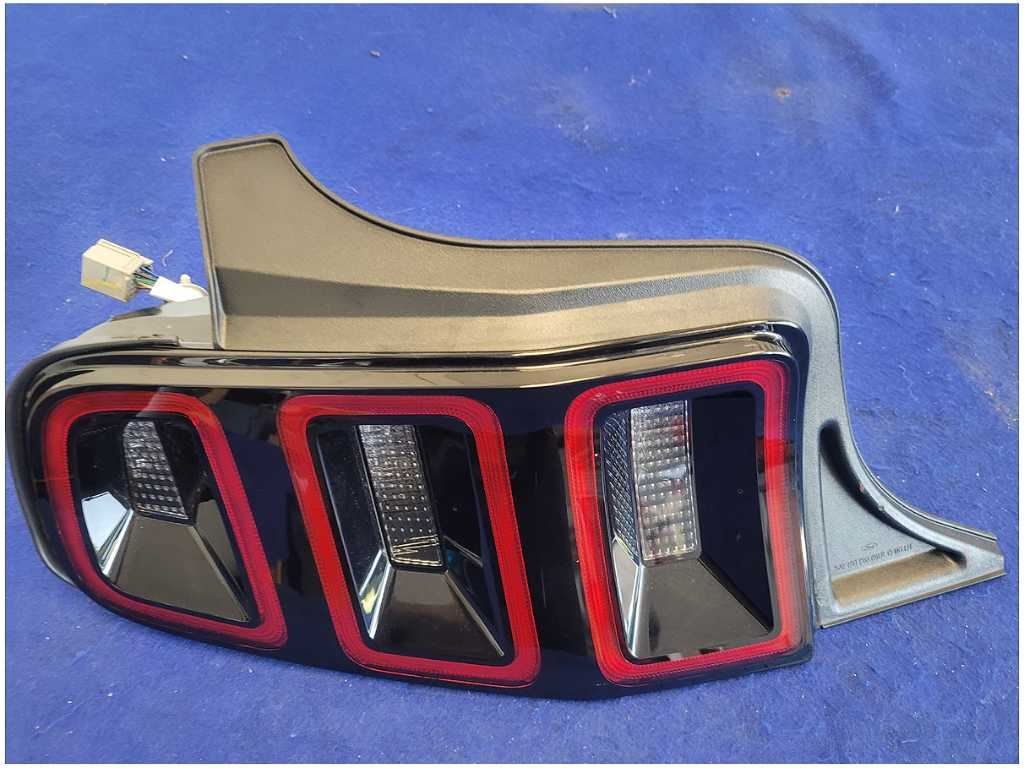 2013-2014 Ford Mustang Boss 302 GT Driver Rear Taillight Lamp Light LH 2902 - The Parts Farm