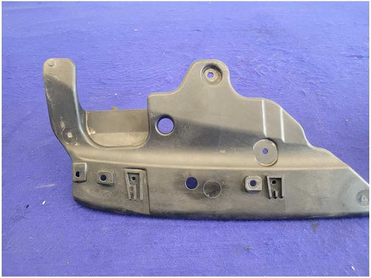 2013-2014 Ford Mustang GT Front Bumper Bracket Support Hold Plastic 2728