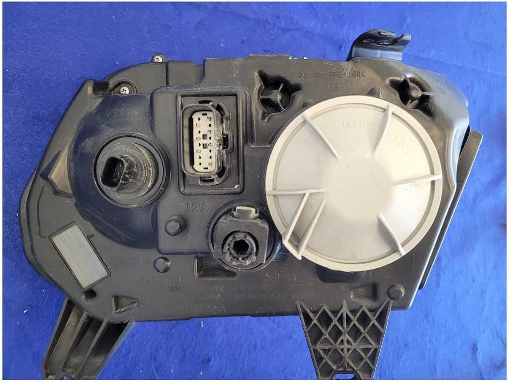 2013 - 2014 Ford Mustang GT Front Driver Left Headlight Xenon HID Lamp 2879 - The Parts Farm